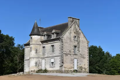 Réhabiliter le presbytère à Canihuel