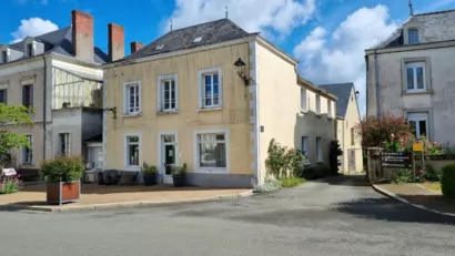 Restaurer l'ancienne auberge à Saulges