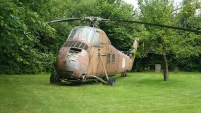 Restaurer l'hélicoptère Sikorsky H34-A SA55 à Saint Michel en l'Herm