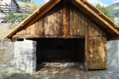 Restaurer la forge et le four du quartier de La Fare à La Roche de Rame