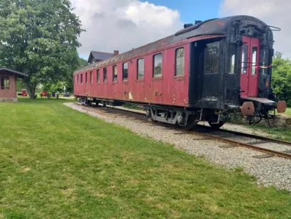 Restaurer la voiture couchettes PLM à Guiscriff