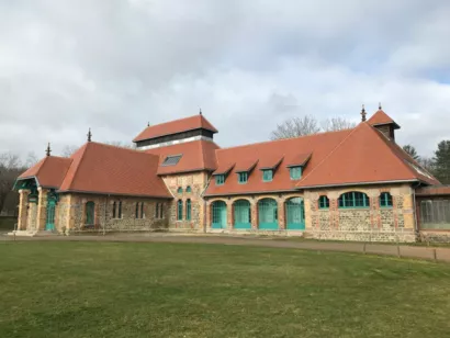 Restaurer le bâtiment B de la Charité à Lavault-Sainte-Anne