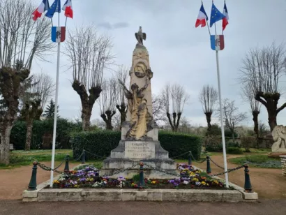 Restaurer le monument aux morts et les tombes à Corbigny