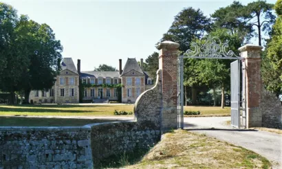 Restaurer les communs du château à Saint-Aubin-sur-Mer