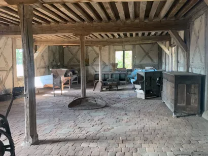 Sauver la grange dîmière du château du Riau à Villeneuve sur Allier